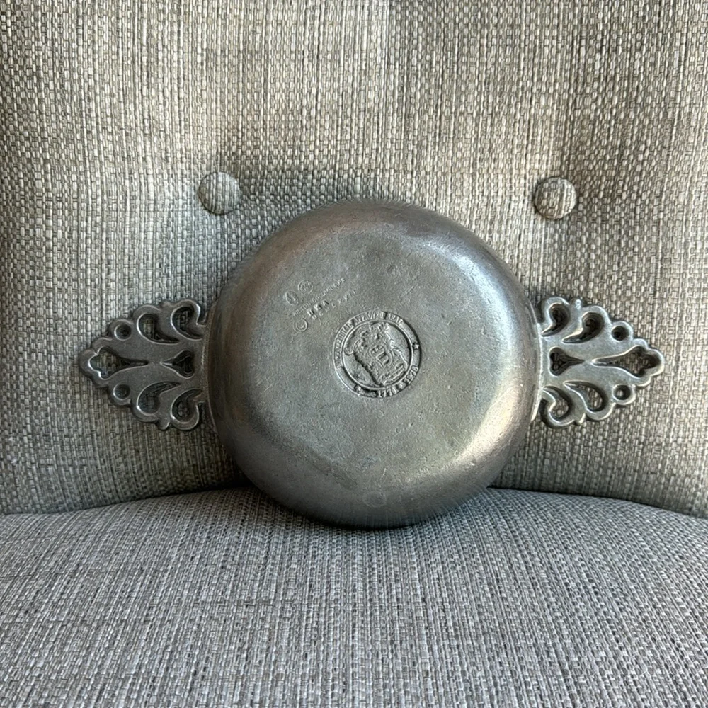 Vintage Wilton Bicentennial Pewter Serving Bowl With Ornate Handles